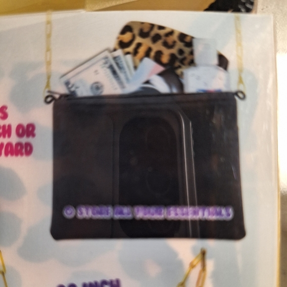 Mask Pouch & Lanyard Carry Pouch 29-inch Gold-Tone Lanyard Chain Chettah Print - Picture 4 of 5